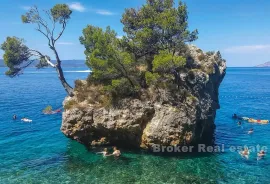 Nova vila s pogledom na more, Makarska, بيت