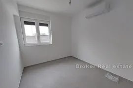 Dvosoban apartman s pogledom na more, Primošten, شقة