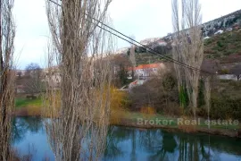 Stara kamena kuća za renoviranje, na prodaju, Omiš, Maison