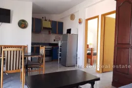 Apartmanska kuća s pogledom na more, Pag, Σπίτι