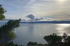 Stara kamena kuća sa otvorenim pogledom na more, Omiš, Haus