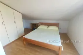 Apartmanska kuća s pogledom na more, Trogir, Casa