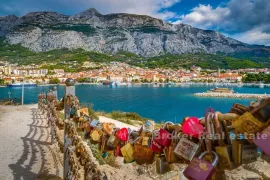 Osunčani dvosobni apartman, Makarska, Appartement