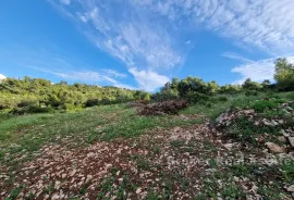 Građevinsko zemljište s pogledom na more, Trogir, Земля