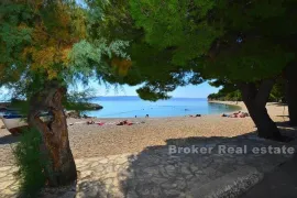 Apartmanska kuća prvi red do mora, Makarska, Maison