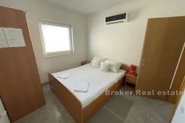 Apartmanska kuća s pogledom na more, Omiš, Ev