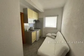 Apartmanska kuća s pogledom na more, Omiš, Ev