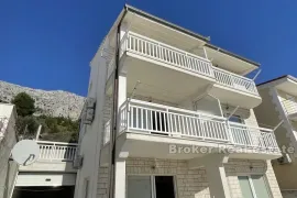 Apartmanska kuća s pogledom na more, Omiš, Ev