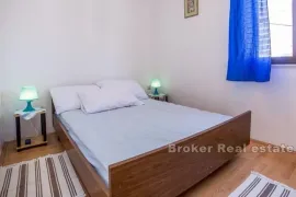 Apartmanska kuća s pogledom na more, Trogir, Maison