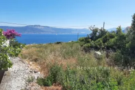 Prostrano građevno zemljište u drugom redu uz more, Trogir, Land