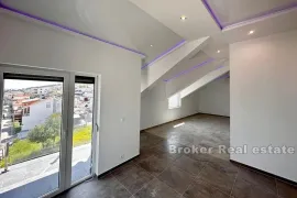 Moderni stanovi u novogradnji, Trogir, Appartement