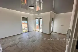 Moderni stanovi u novogradnji, Trogir, Appartement