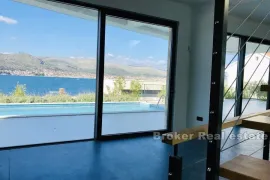 Novoizgrađena vila s bazenom, Trogir, Σπίτι