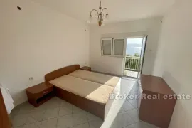 Apartman blizu mora, Omiš, Appartment