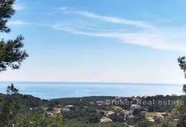 Građevinsko zemljište s pogledom na more, Vis, Land