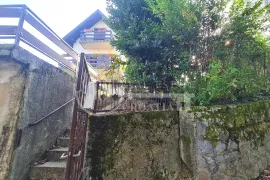 Prodaja, Samobor, kuća na Jelenščaku sa garažom i voćnjak, Samobor, Casa