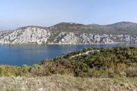 Poljoprivredno zemljište, za prodaju, Šibenik, Land