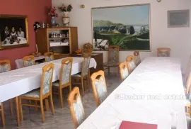 Lijepi hotel s panoramskim pogledom, na prodaju, Omiš, Propriedade comercial