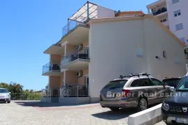 Apartmanska kuća s pogledom na more, Trogir, Casa