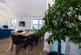 Luksuzan penthouse s pogledom na more, Trogir, Kвартира