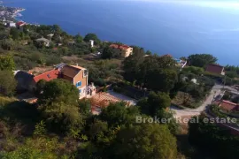 Kamena kuća s bazenom i otvorenim pogledom na more, Omiš, Famiglia