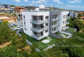 Penthouse s krovnom terasom i otvorenim pogledom na more, Zadar, Διαμέρισμα