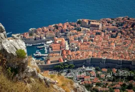 Ekskluzivna kuća na četiri etaže u neposrednoj blizini centra, Stradun, Dubrovnik, Σπίτι