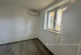 Novo adaptiran apartman u centru, Split, Διαμέρισμα