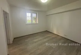 Novo adaptiran apartman u centru, Split, Διαμέρισμα