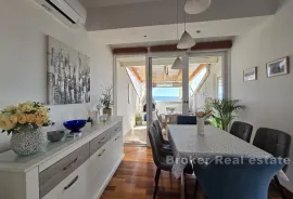 Predivan osunčan stan s otvorenim pogledom na more, Split, Apartamento