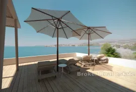 Dvoetažni apartman prvi red do mora, Split, شقة