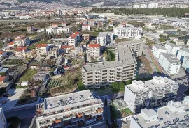 Moderan dvosoban stan u novogradnji, Split, شقة