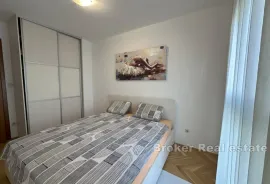 Dvosoban komforan stan na odličnoj lokaciji, Split, Appartement