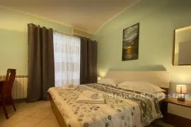 Idilična apartmanska kuća u srcu Istre, Pula, Maison