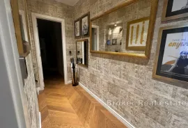 Stan s tri odvojene jedinice, Split, Apartamento