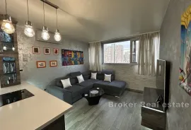 Dvosoban apartman na sjajnoj lokaciji, Split, Appartement