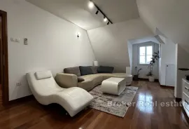 Komforan dvosoban stan u centru grada, Split, Apartamento