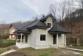 Kuca na prodaju 130m2 Jovac-Kraljevo, Kraljevo, Haus