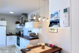 OTOK KRK,MALINSKA- apartman blizu centra i mora, Malinska-Dubašnica, Appartement