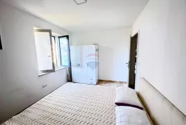 OTOK KRK,MALINSKA- apartman blizu centra i mora, Malinska-Dubašnica, Stan