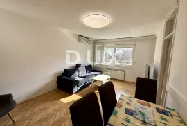 ZAGREB, JARUN - prostran stan na 300 m pješice od Jaruna!, Zagreb, Appartement