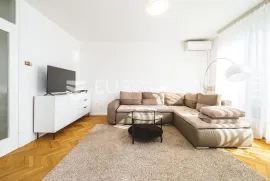 Zagreb, Ilica, Trg Franje Tuđmana prekrasan dvosoban stan 60 m2 + PM, Zagreb, Flat