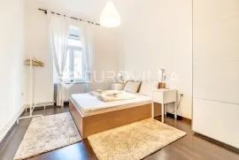 Zagreb, Ribnjak, prekrasan trosoban stan NKP 75, Zagreb, Daire