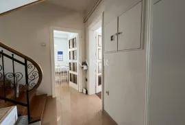 Rijeka, Trsat - etaža kuće na traženoj lokaciji, Rijeka, Appartement