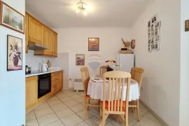 Crikvenica, dvosoban stan s balkonom i parkingom, Crikvenica, Appartement