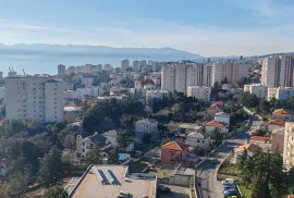 Rijeka, Gornja Vežica - jednosoban stan s pogledom, Rijeka, Appartamento