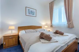 Hotel s pogledom na more, na prodaju, Trogir - Okolica, Коммерческая недвижимость