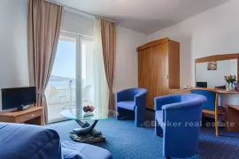 Hotel s pogledom na more, na prodaju, Trogir - Okolica, Коммерческая недвижимость