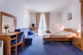 Hotel s pogledom na more, na prodaju, Trogir - Okolica, Коммерческая недвижимость