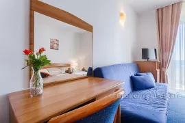 Hotel s pogledom na more, na prodaju, Trogir - Okolica, Коммерческая недвижимость